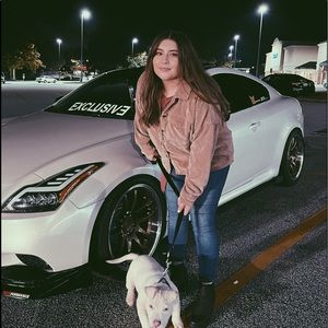 Meet your Posher, Vanessa